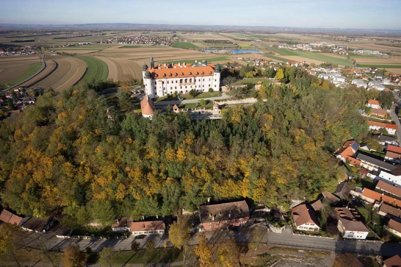 Gaestehaus & Hofladen Familie Oellerer Sitzenberg Bagian luar foto